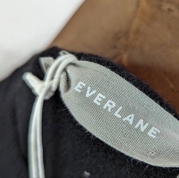 Everlane Sweater Womens XXS 2XS Black The Cashmere Crewneck Pullover Cla… - Picture 5 of 13